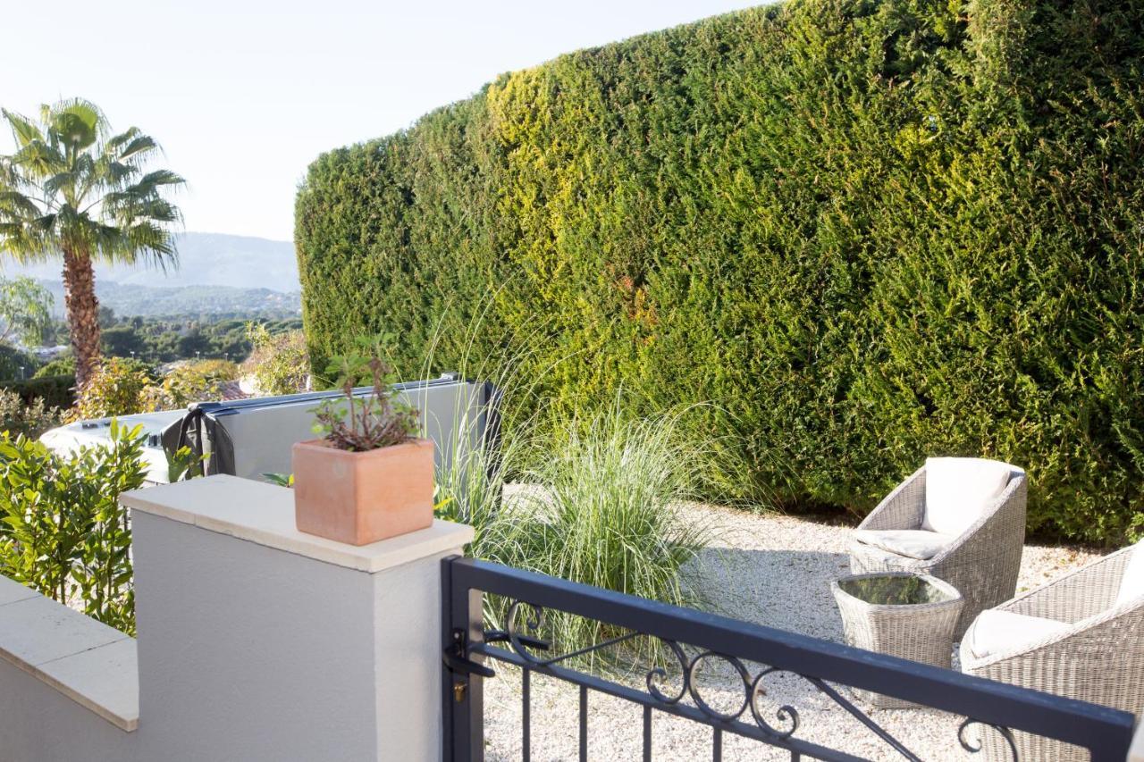 Les Chambres D'Hotes De Mougins Rum bild